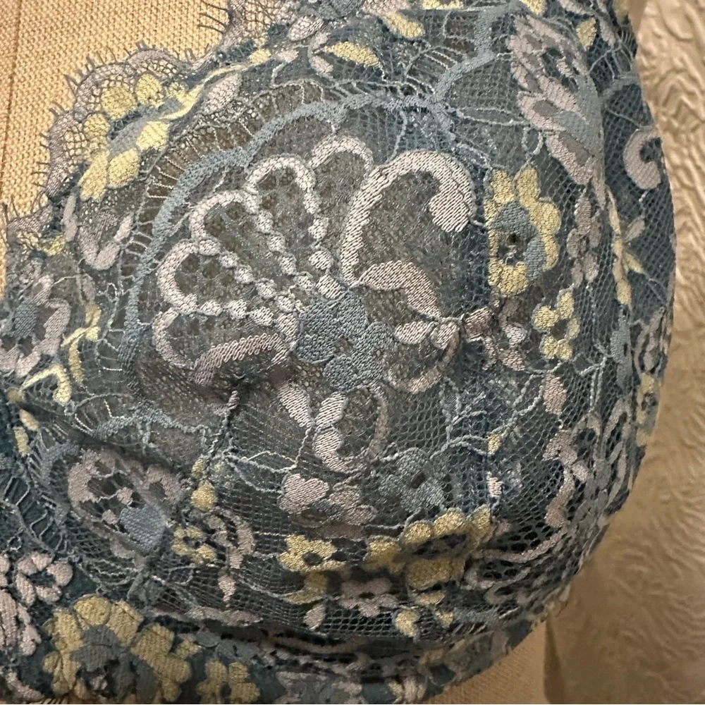 Victoria's Secret Dream Angels bra aqua floral lace yellow accents size 38DDD - Picture 3 of 7